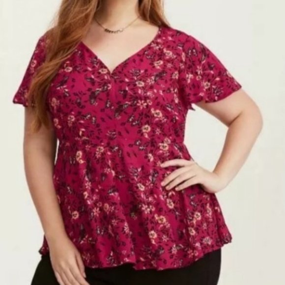 torrid Tops - EUC 2X Torrid Butterfly Print Blouse